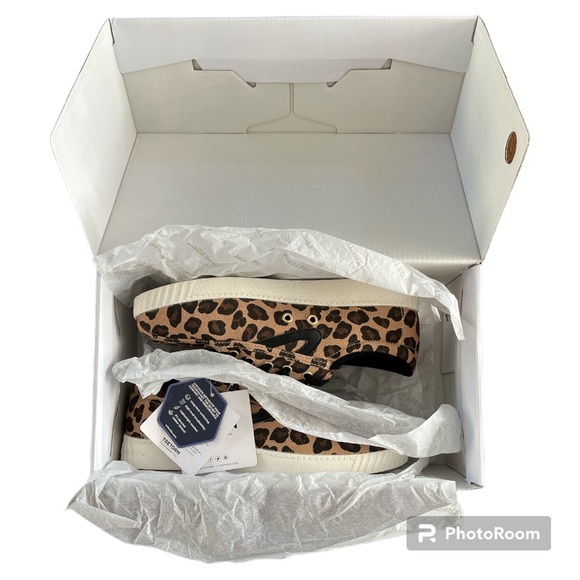 Tretorn Nylite Plus Canvas Leopard Shoes - Picture 3 of 3